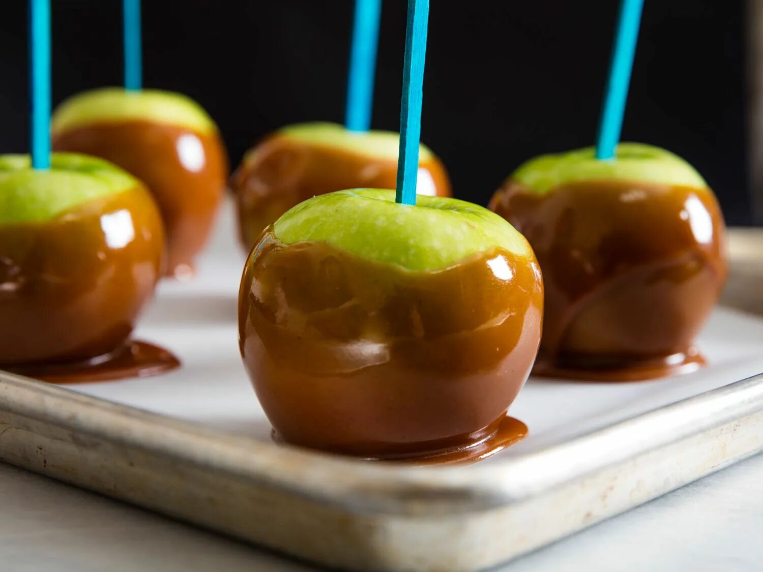 What are the toffee apples like