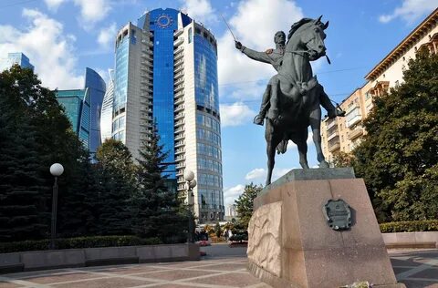 Памятник