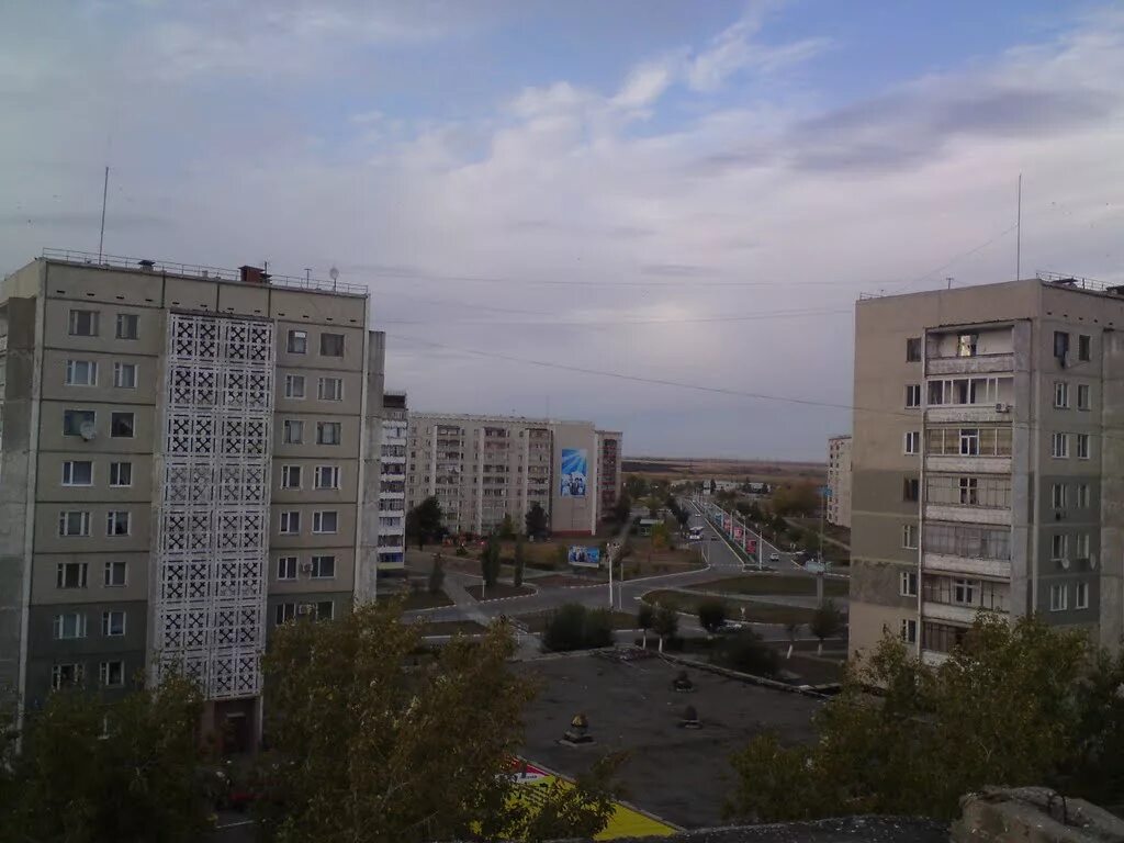Лисаковск микрорайоны. Город лисаковск кустанайская. лисаковск 6 микрорайон. казахстан город лисаковск фото. сауда уй лисаковск.