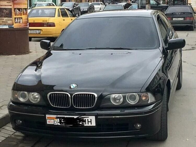 Ре19-43. Bmw 5 e39 girls. Бмв 00 годов. Bmw е39 и девушки. 1 автобус 4238 кавз 4238-22 ремни двс.