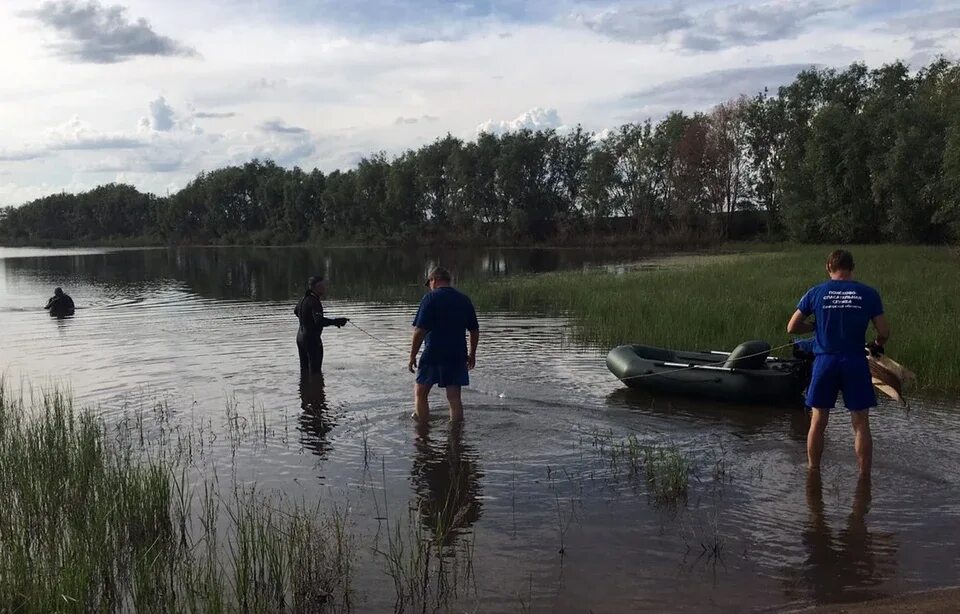 В Самаре утонул мужчина. Гусиное озеро лагерь. Утонул парень на Алексеевских Озерах.