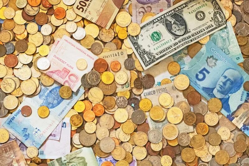 Деньги разные. Different money. Бумажные деньги разных стран. Different money. Разные валюты мира.