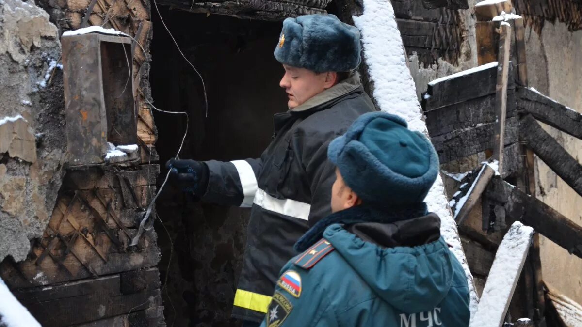 Пожарная экспертная служба. Расследование пожаров. Судебная пожарно-техническая экспертиза. Дознаватель на пожаре.