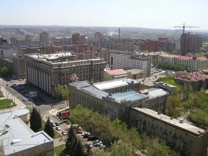 Министерство угольной промышленности. Донецк Министерство угольной промышленности УССР. Здание Минугля Донецк. Здание Министерства угольной промышленности УССР. Здание минчермета УССР.