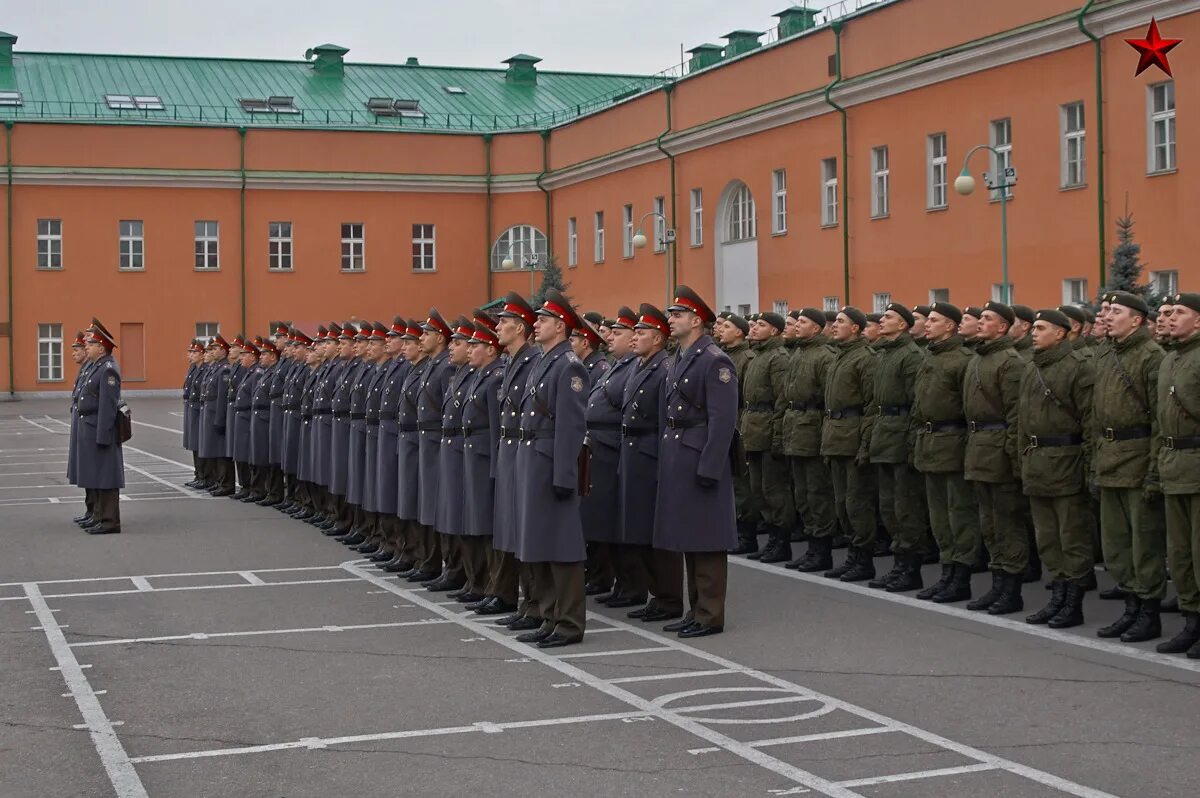 Комендантский преображенский полк. 154 Комендантский Преображенский полк. 154 Отдельный Комендантский Преображенский полк Кремль. 154 ОКП Преображенский полк. 154 Отдельный Комендантский Преображенский полк здание.