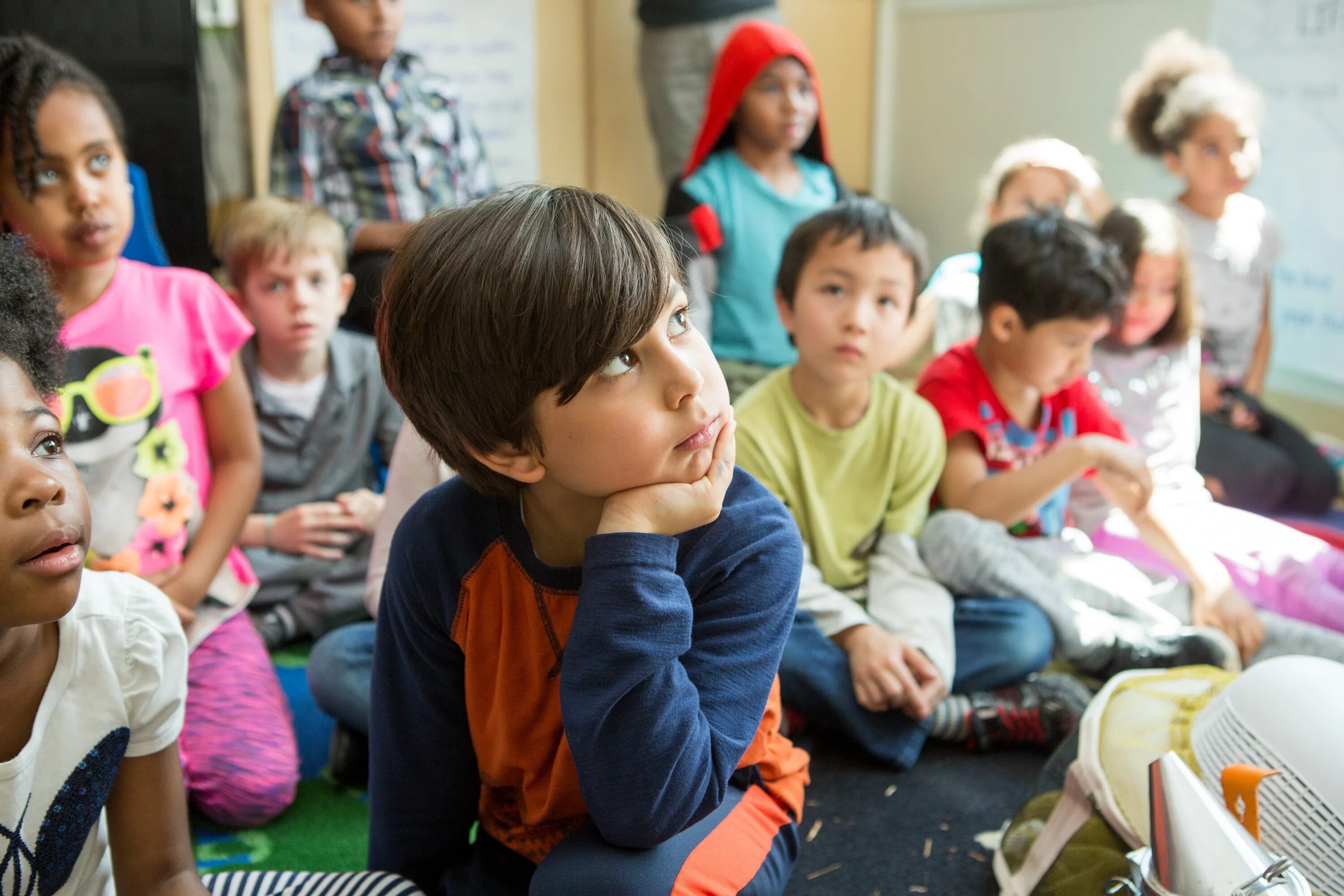 Talk about school life. Психология школа Фонг. First grader. A psychologist at School. School psychologist class.