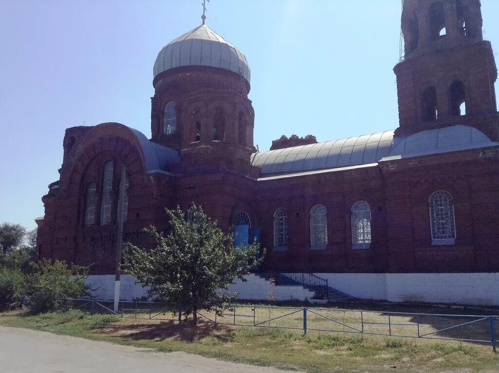 Погода в кривянской на 14. Кривянская Церковь. Станица Кривянская Новочеркасск. Церковь ст. Кривянская. Покровская Церковь ст Кривянская.