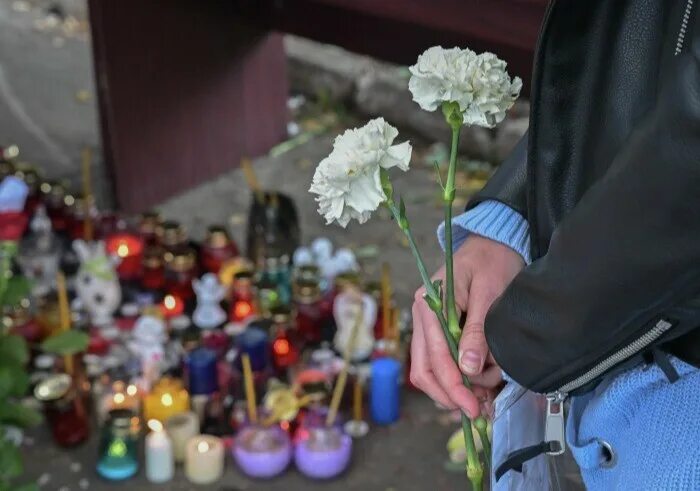 Будет ли день траура. Траур в россии. день траура по погибшим. томской области объявлен траур по погибшим в дтп сотрудникам.