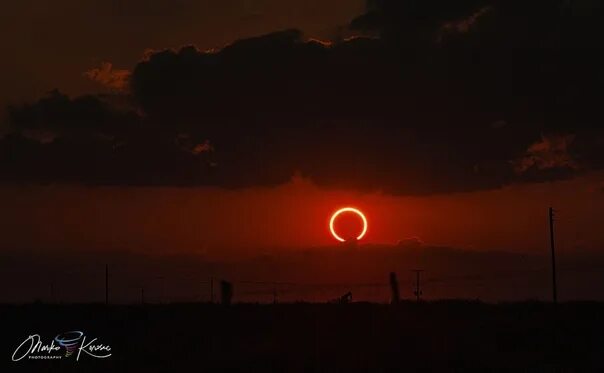 Солнечное затмение 10 июня 2021. Кольцевое затмение солнца 2021. Кольцеобразное затмение Нью Мексико. Кольцеобразное солнечное затмение в 2023 году. Солнечное затмение в алтайском крае