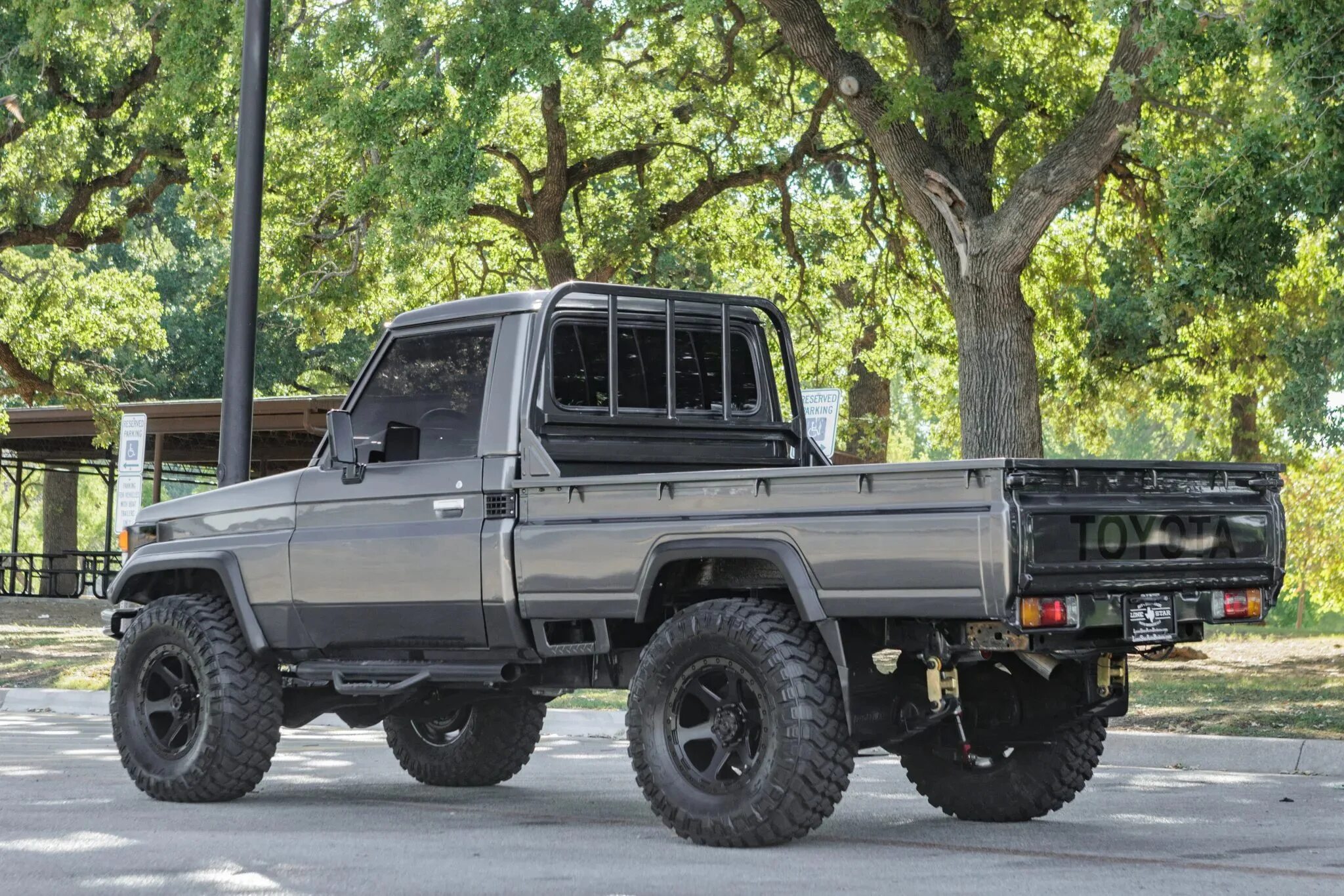 Toyota lc70 Pickup. Land Cruiser 70. Прадо 70 пикап. Тойота 70 пикап. 70 пикапов