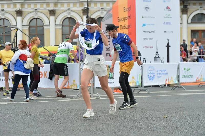 Pushkin run. Московский полумарафон старт. Беговой. Марафон 42 км победители. Шеенкова галина санкт петербург.