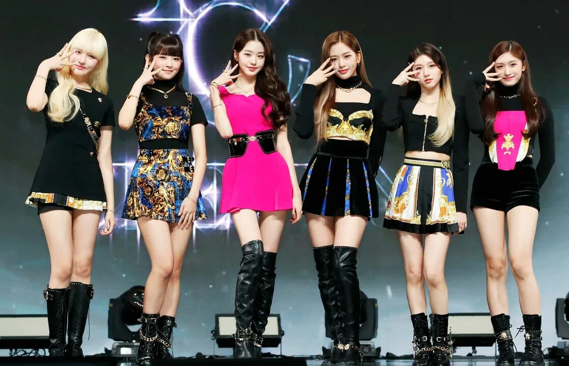 Ive kpop группа. The andrews sisters bei mir bist du schon. Соблазнение спящих. The girls i ve been. The girls i ve been.