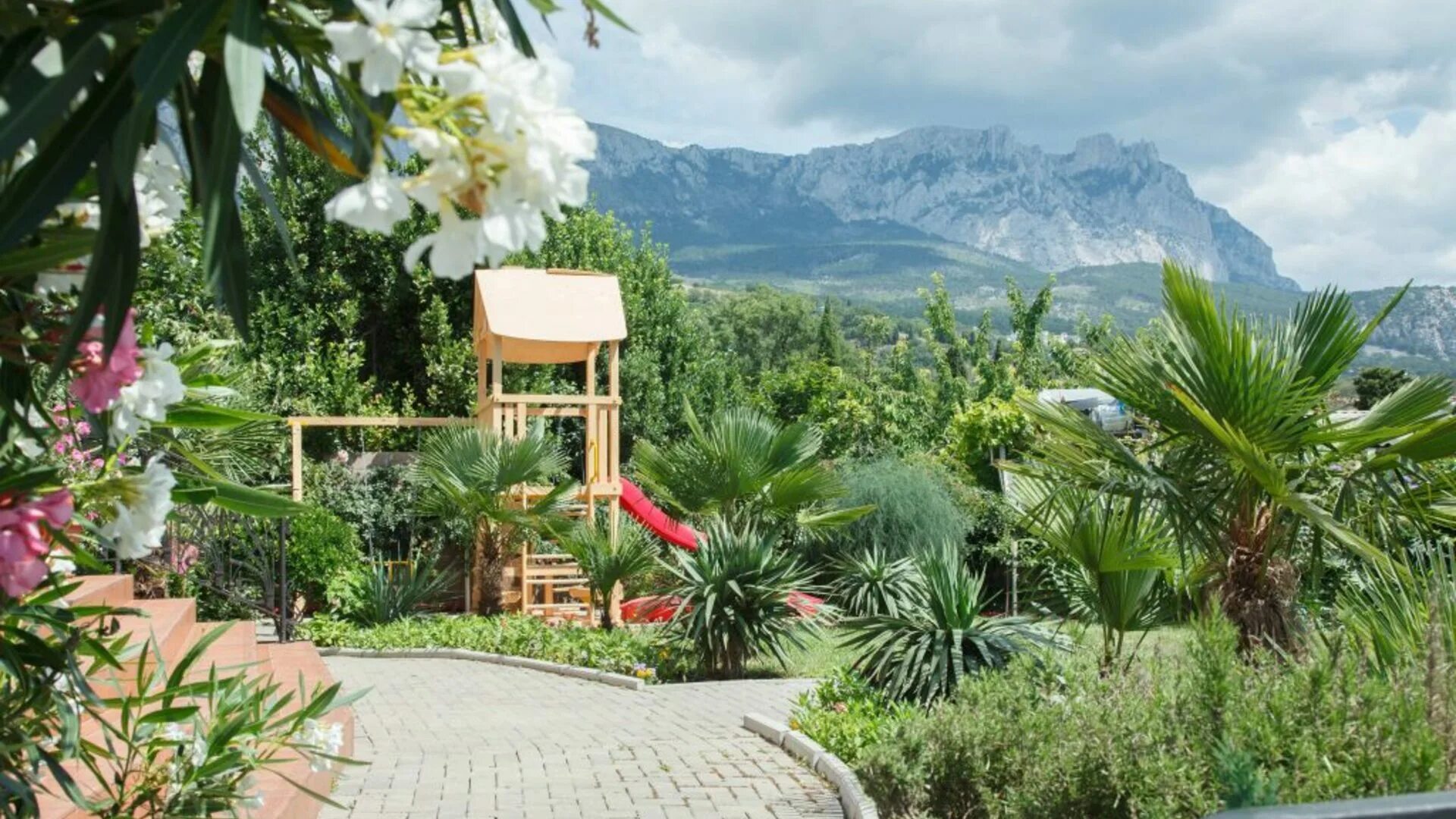 алупка вилла. крым алупка вилла онейро. алупка вилла. вилла хечинова зеленый мыс. алупка вилла.