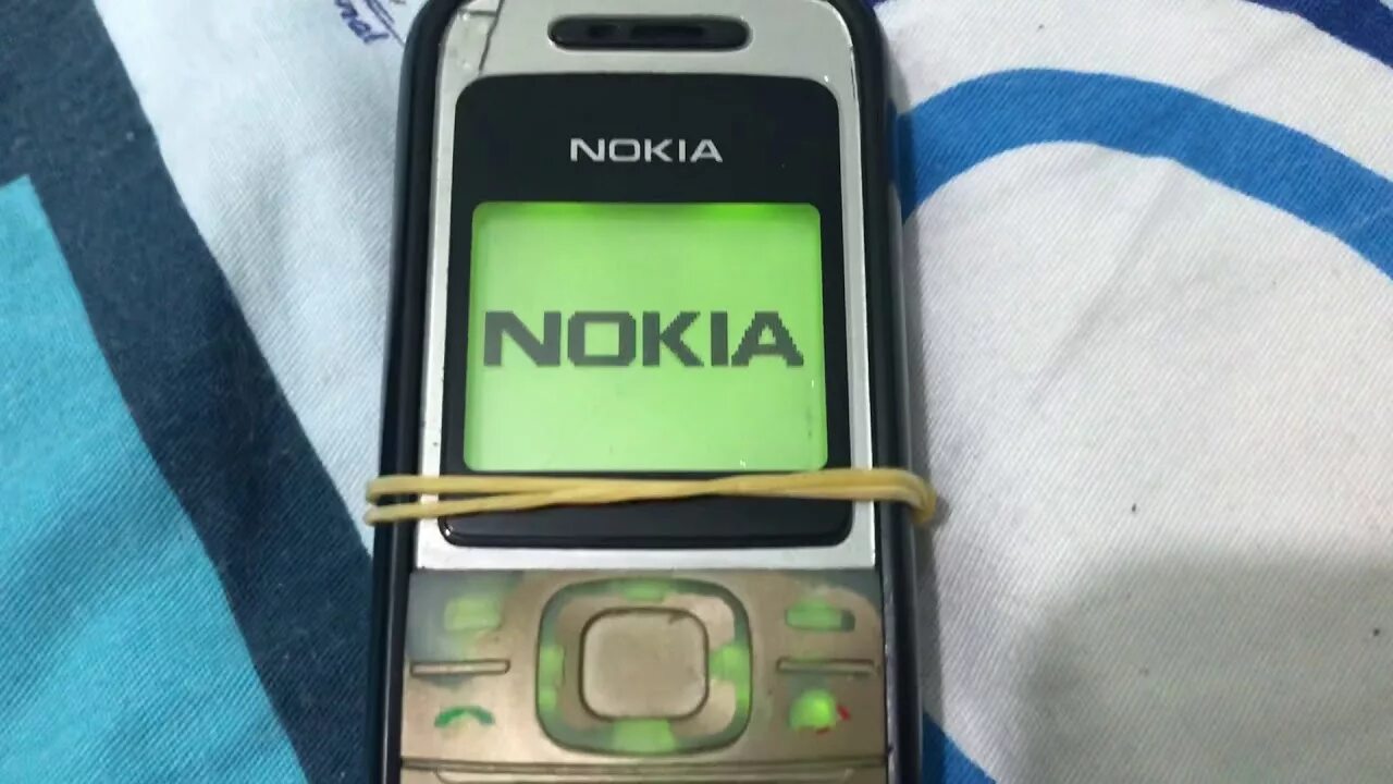 Сигнал нокиа. Кнопочная нокия 1200. нокиа 1200 alarm. nokia 1200 черный. nokia 1200 старый.