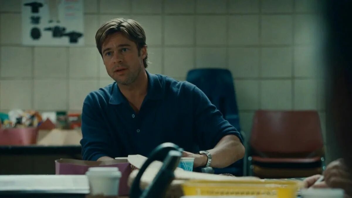 Moneyball Brad Pitt. Брэд Питт человек который изменил. Брэд Питт тренер по бейсболу. Брэд питт изменил