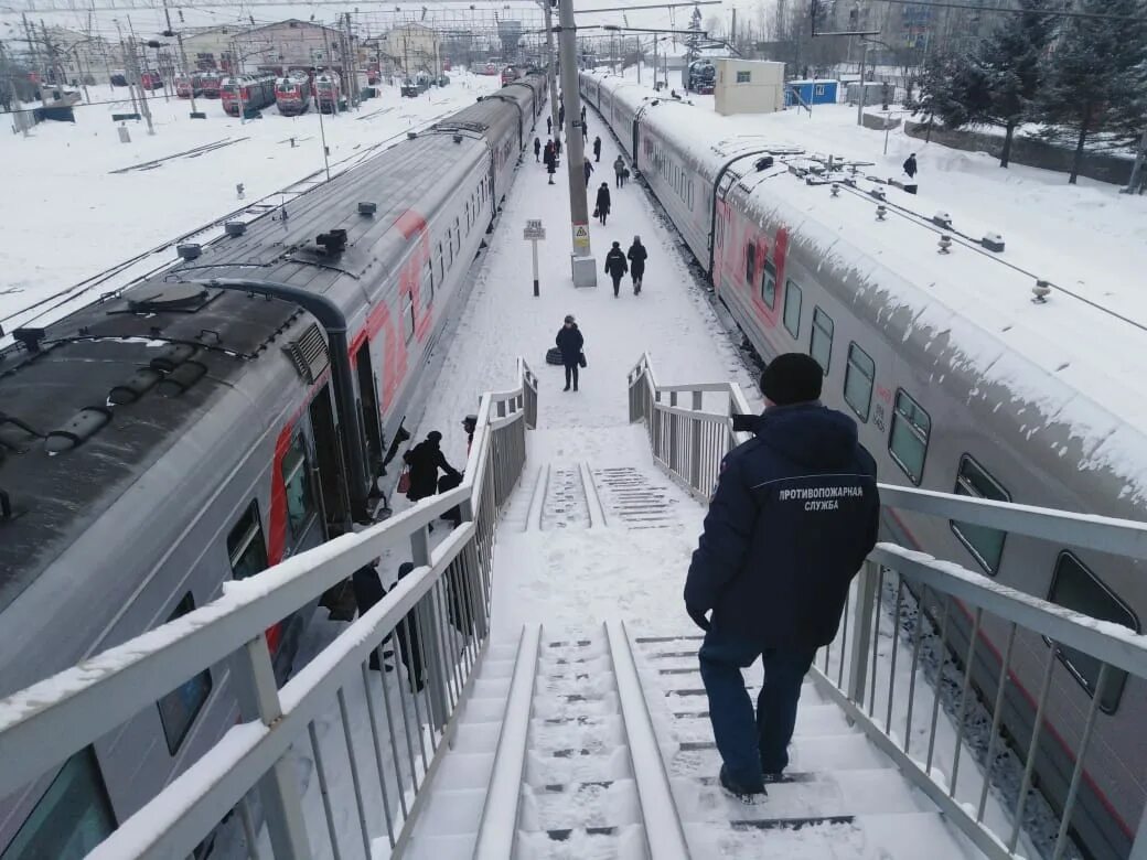 Остановлены ли поезда. Сход вагонов Амурская область. Сковородино сход вагонов. Сход вагонов Тында.