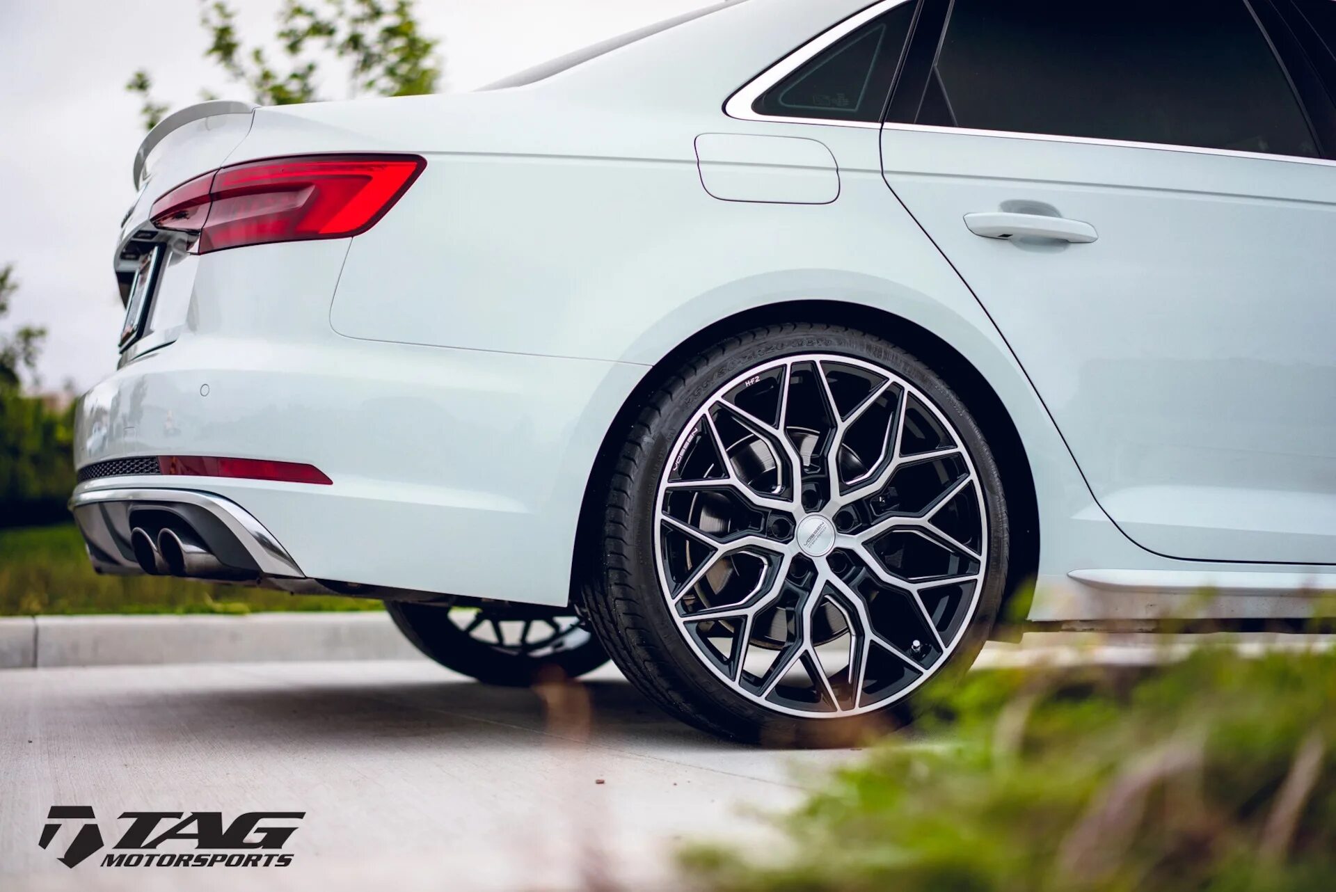 Диски Vossen hf2. Диски Vossen hf2 r17. Vossen hf2 r20.