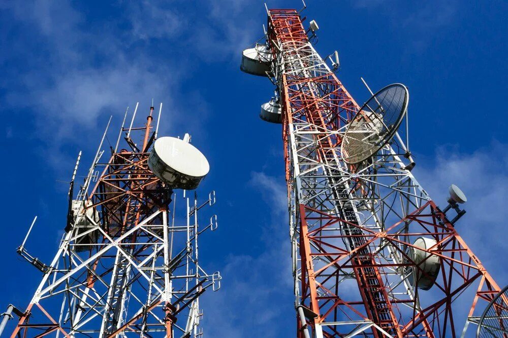 Операторы сотовой связи в крыму 2025. Вышка сотовой связи 5g. t70 8500 вышка сотовой связи. базовая станция сотовая вышка. антенна базовой станции сотовой связи.