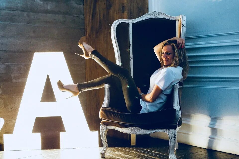 Даша комарова в леггинсах. Ростова дарья вадимовна мади. Дашка мацнева активный. Дарья лымарь дом 2. Алёна селезнёва.