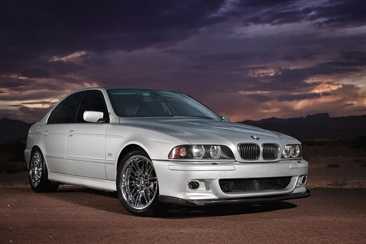 е39 4. Bmw 5 е39. 4. бмв м5 е39. Bmw 5 e39 2000.