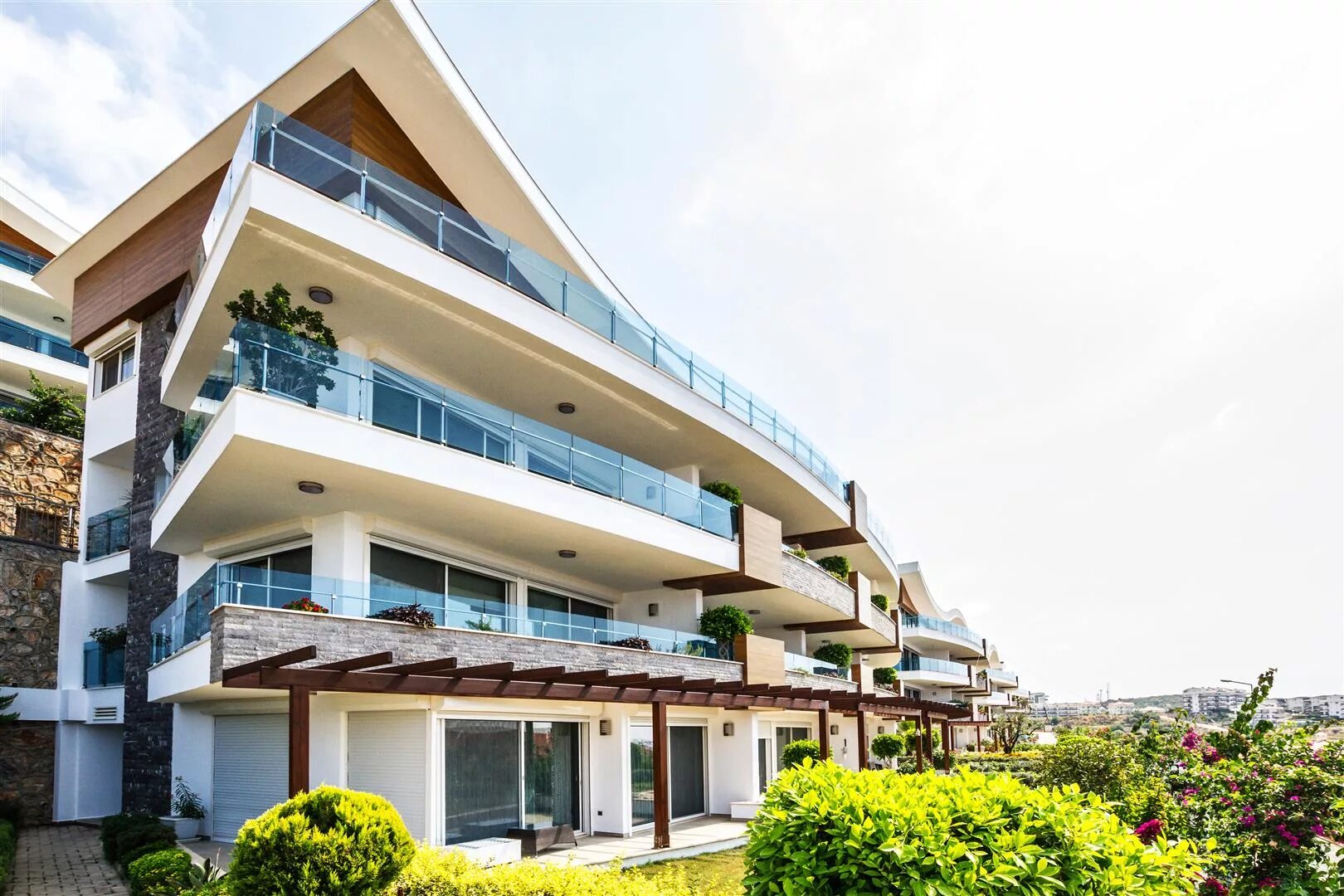 Барвиха лакшери москва. Бизнес-центра «москва» казахстан. Брейк дансу запись. Авсаллар новостройки. Unique complex.