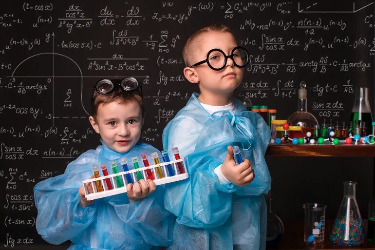 Эксперименты для детей. Экспериментальная деятельность дошкольников. Научные опыты для детей. Умный школьник. Ребенок ученый.