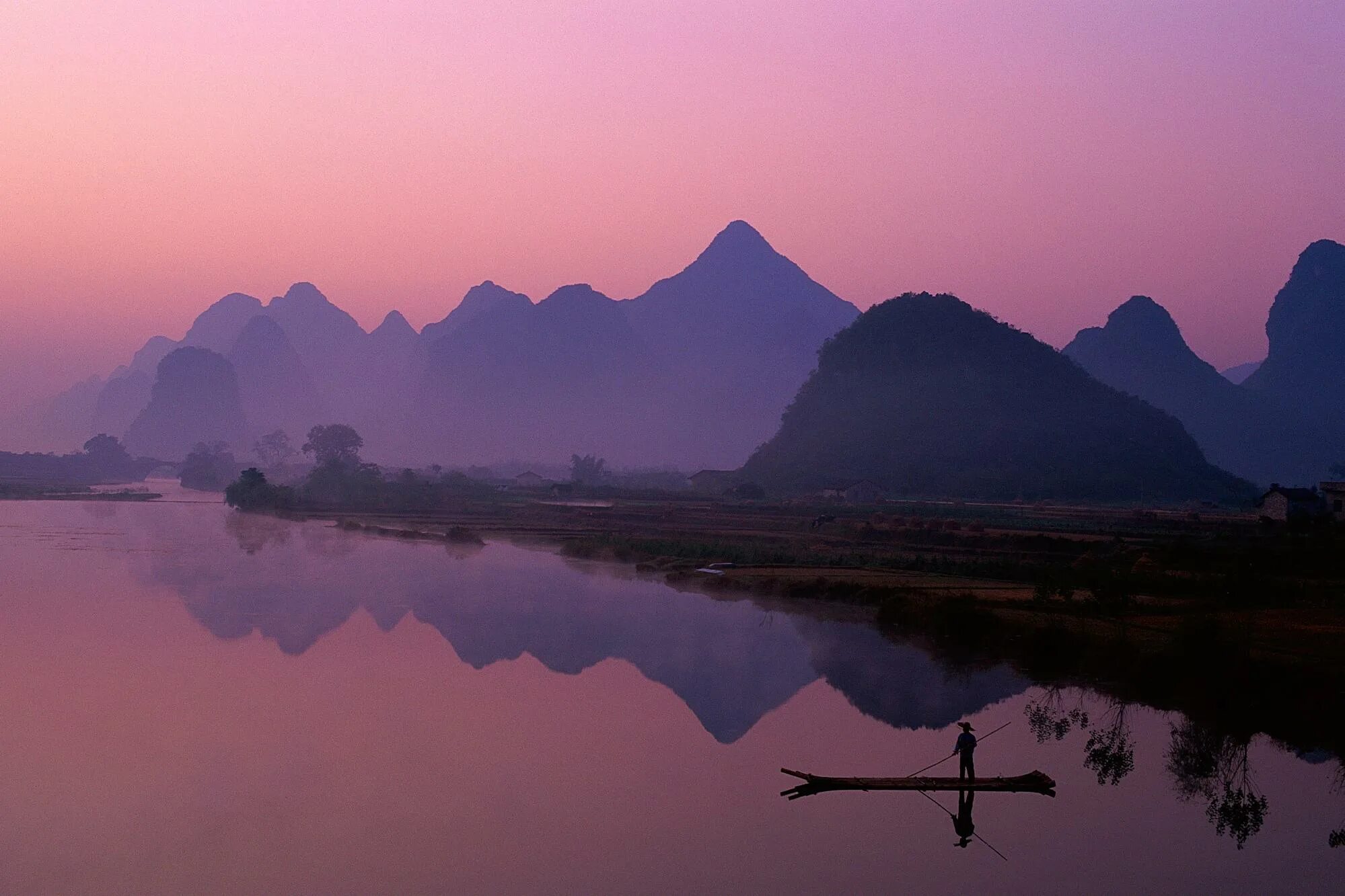 Asia river. Китая природа река Янцзы. Гуйлинь Китай река Лицзян. Пейзаж река Янцзы. Горы Хуаншань, Китай.