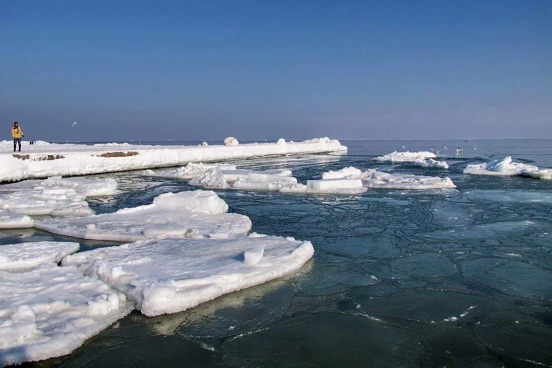 ледоход на иртыше. ледоход идет. ледоход на море. ледоход идет. ледоход мурманск.