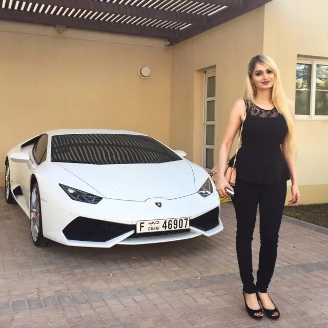 Мажорка. Девушка мажорка. Девушка мажорка. Мажорка. Красивые девушки мажорки.