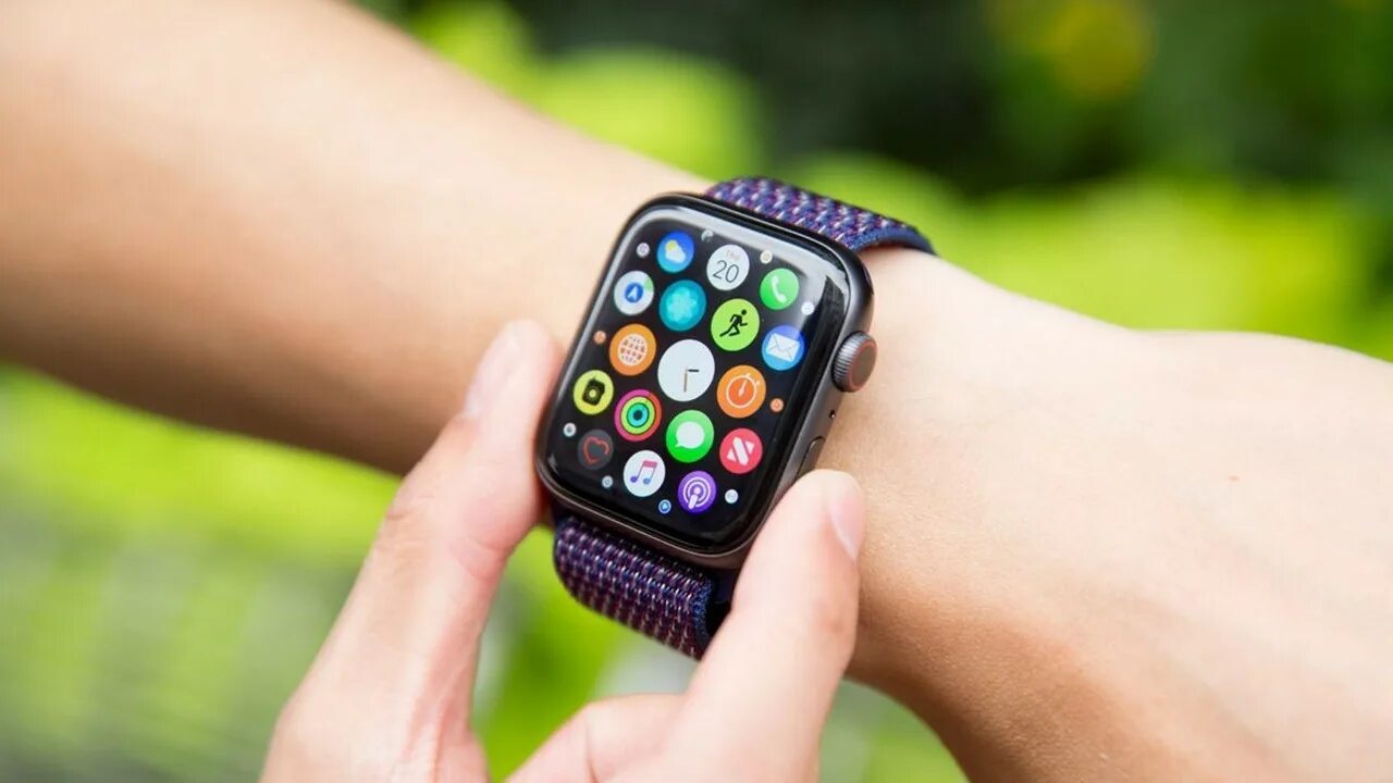 Когда выйдет эппл вотч 10. Эппл вотч 8. apple watch se 2025 44mm. apple watch series 8. эпл вотч 8 2025.