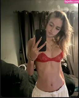samanthapetite  x_samantha.345_x  ×_samantha.345_x Nude Leaked OnlyFans.....