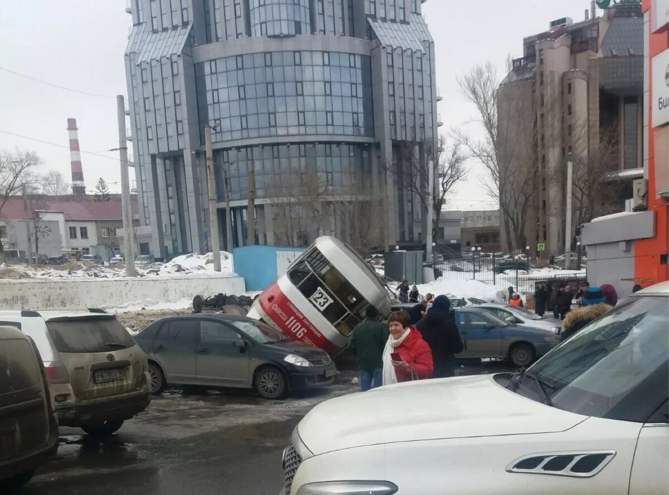 Авария с трамваем в Самаре. Авария трамваев в Самаре сегодня. Что творится в самаре