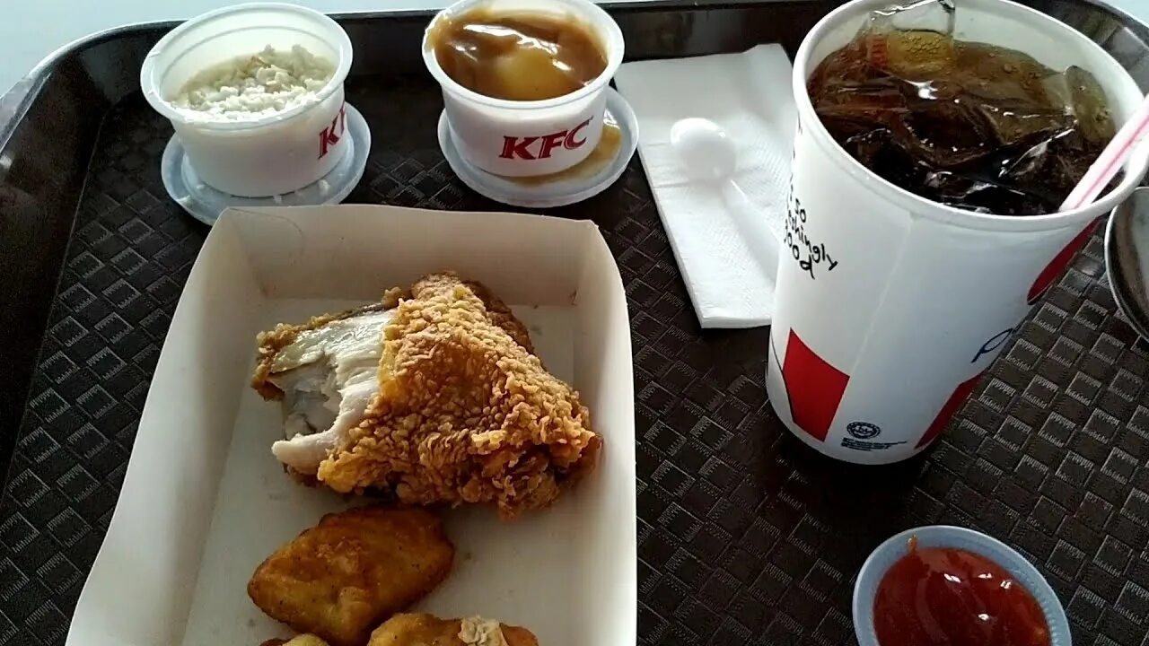 Корстон Халяль KFC.