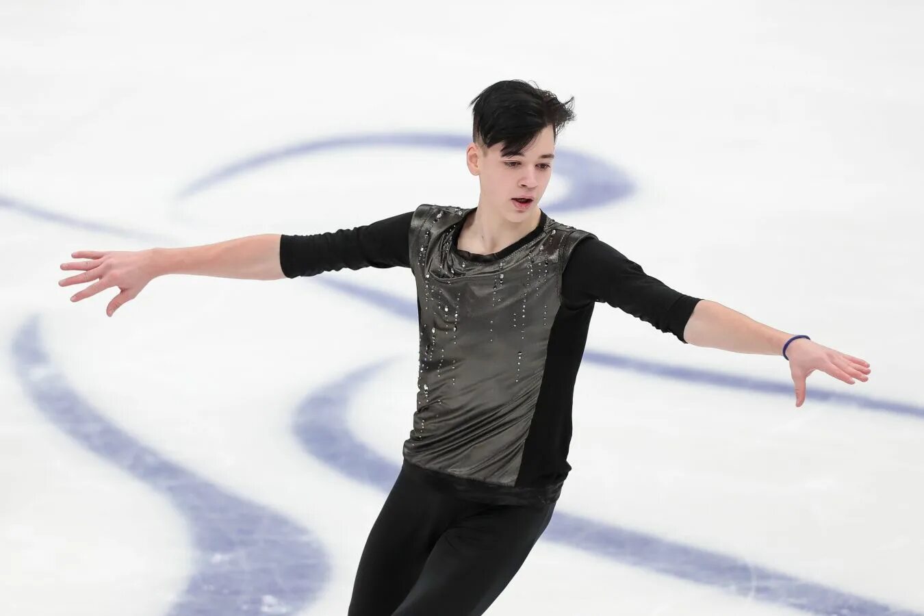 Камила валиева произвольная программа 2023. Владислав дикиджи. Дикиджи произвольная программа чемпионат. Аделия петросян 2021. Дикиджи произвольная программа чемпионат.