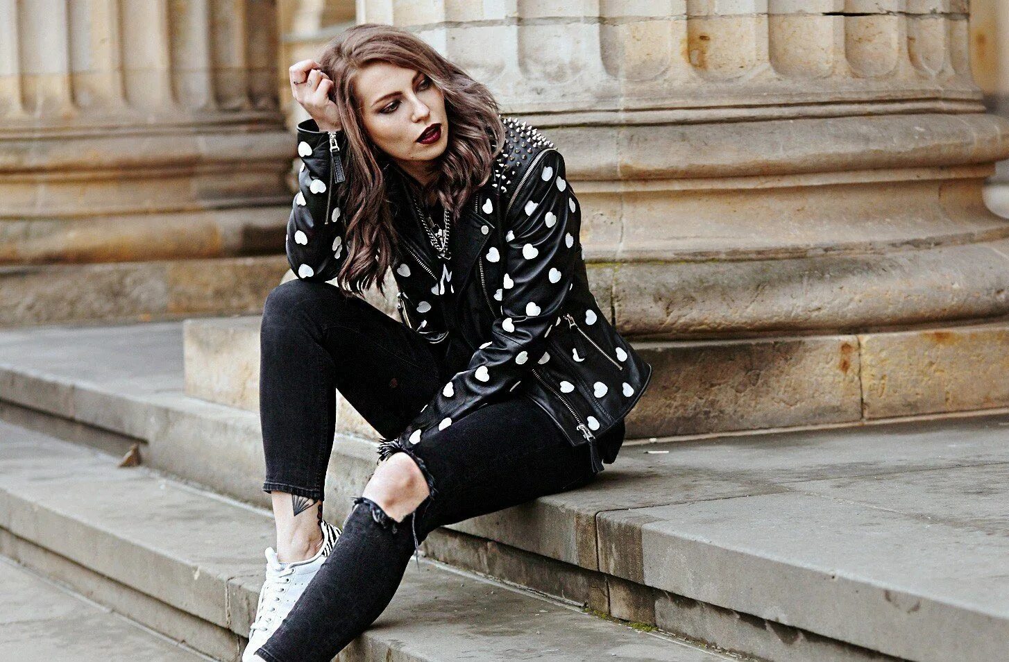 Grange одежда 2022. стиль гранж в одежде для девушек 2022. стиль гранж для женщин. Goth outfit грандж 2021. бунтарский гранж стиль.