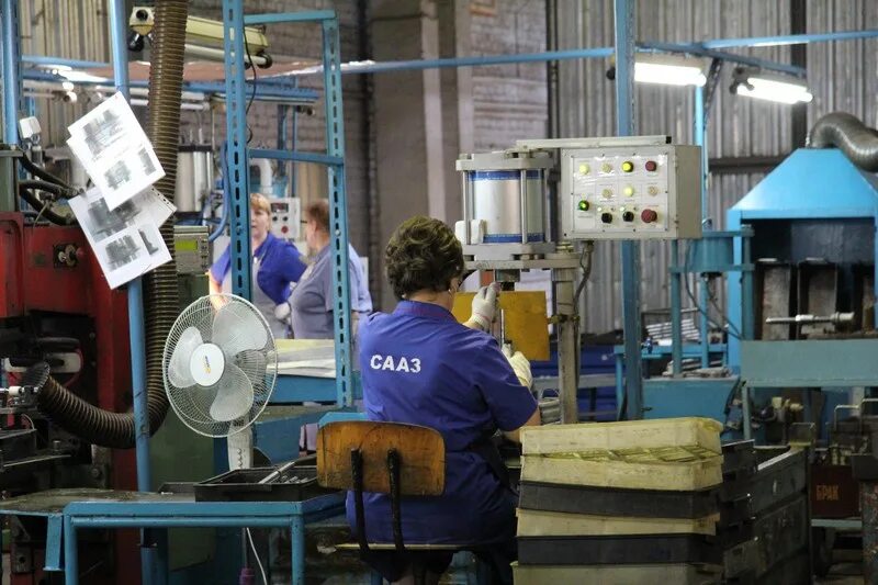 Смоленск мсц. Завод зил рославль. Автоагрегатный завод смоленск. Губенко, 26. Завод зил рославль.