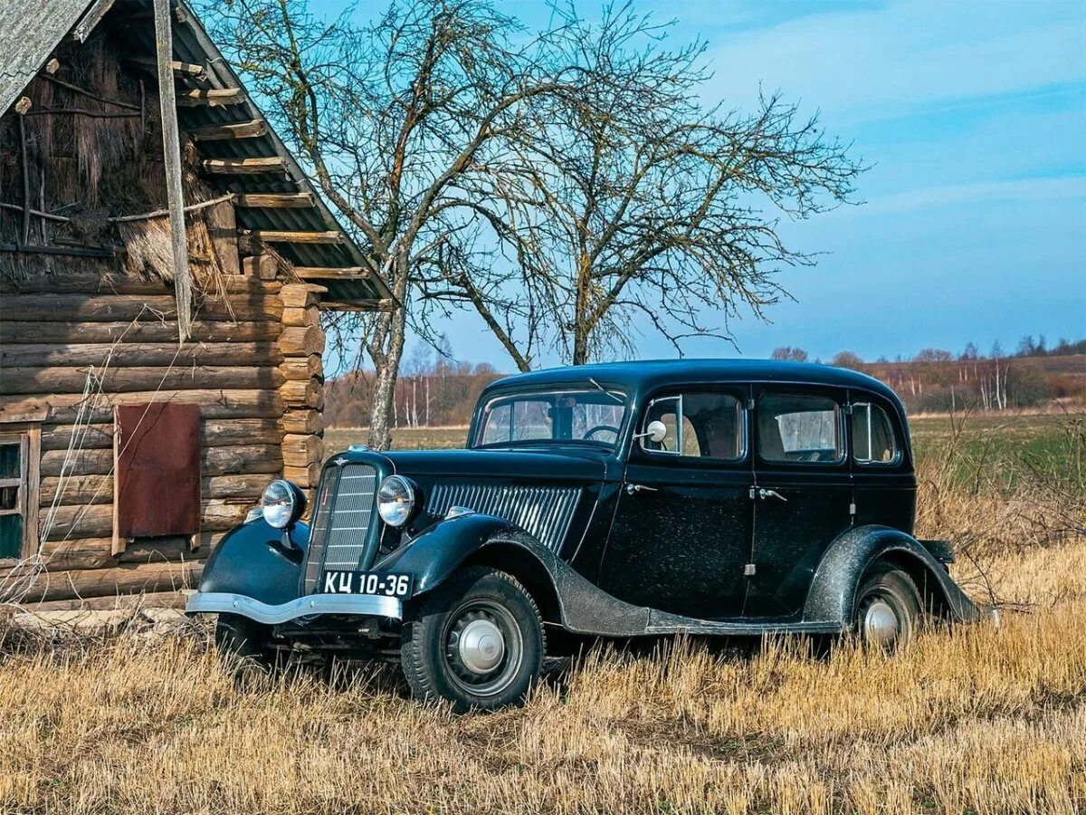 Первые машины газ. ГАЗ м1 эмка. Автомобиль ГАЗ м1 эмка. ГАЗ м1 1939. ГАЗ м1 синий.