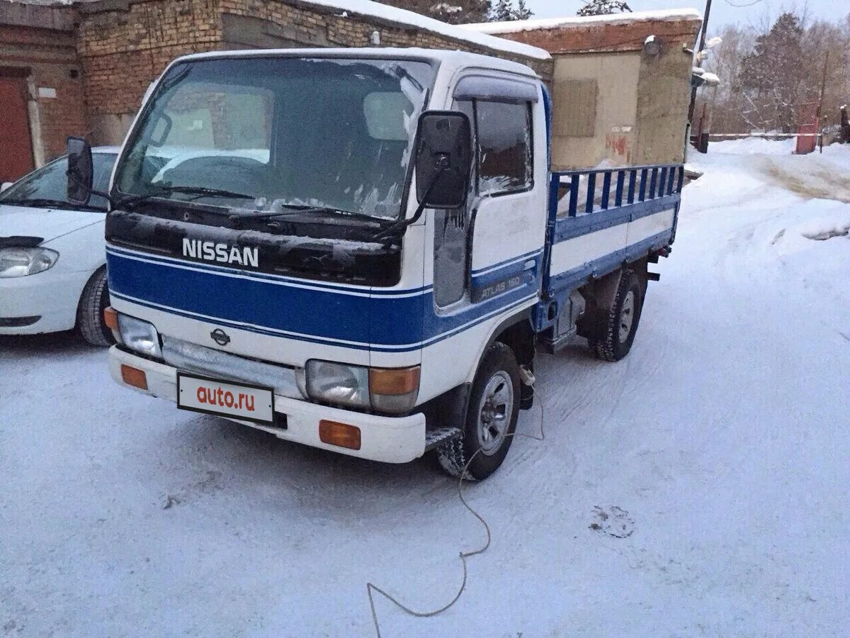 Купить грузовик ниссан атлас. Nissan Atlas 1992. Nissan Diesel 1992. Nissan Atlas 1990 дизель. Nissan Atlas бортовой.