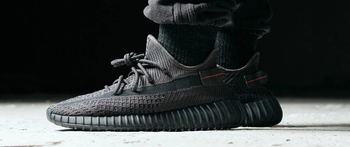 Adidas yeezy оригинал. Adidas Yeezy Boost 350 v2. Adidas Yeezy 350 v2 Black. Adidas Yeezy Boost 350 v2 Black. Adidas Yeezy 350 черные.