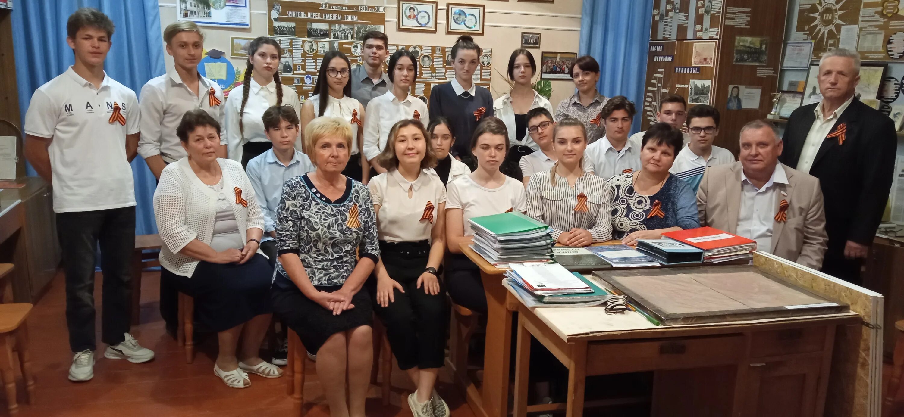 лицей № 1, братск, улица погодаева. горловка школа 14. лицей 1 томск. лицей 1 петрозаводск. школа москва васильцовский стан.