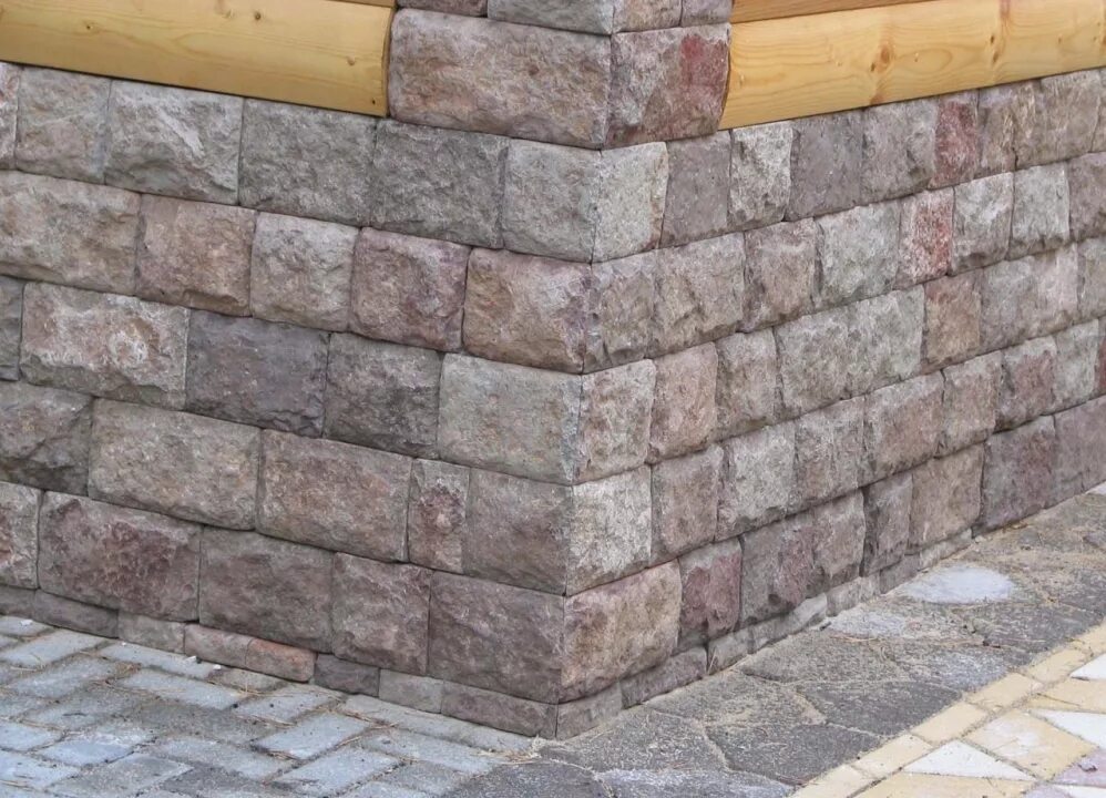 Монолитный фундамент с цокольным этажом. Цоколь метр. Природный камень уральский златолит. Цоколь метр. Цоколь метр.