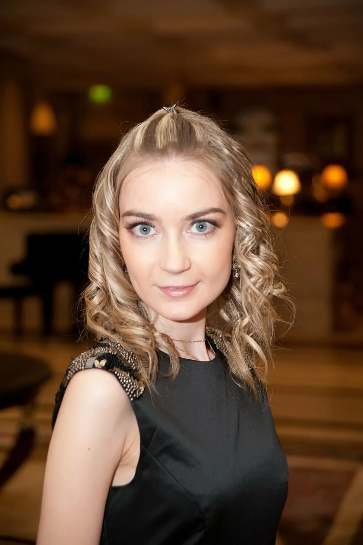 Мигунова жена горбатова. Мигунова жена горбатова. Саша горбатов. Мигунова жена горбатова. Мигунова жена горбатова.