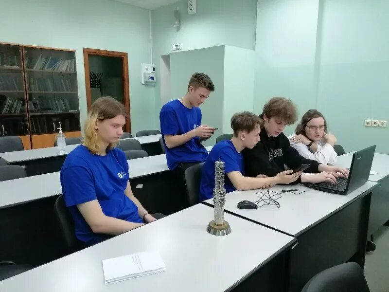 Железногорск красноярский край школа космонавтики. Школа интернат космонавтики в железногорске. Школа космонавтики. Химбио классы. Школа космонавтики электронный.