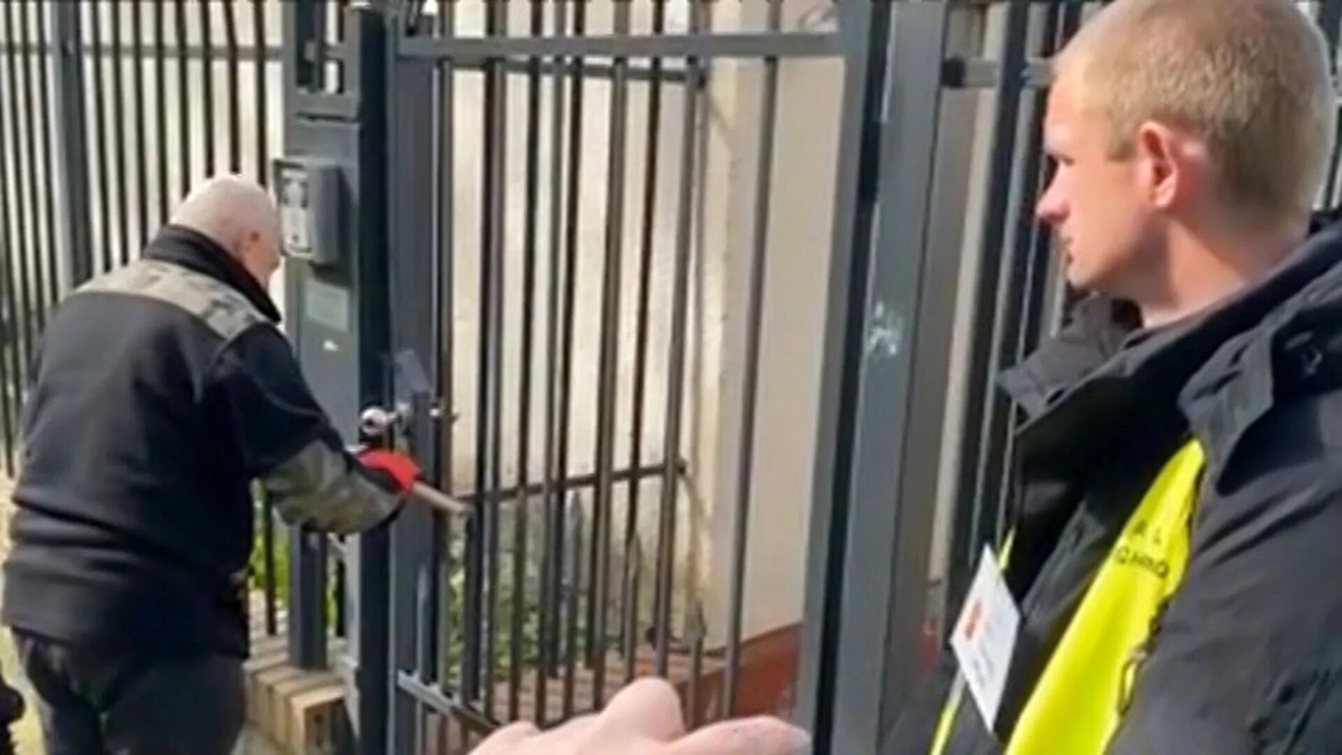 Мтс собеседование. Кинофестиваль спутник над польшей. Собеседование на визу в сша. Собеседование на визу в сша. Интервью в варшаве.