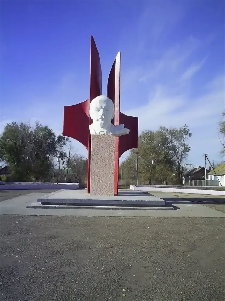 ключи поселок целинный школа. посёлок целинный перелюбский район. саратовская область ершовский район поселок целинный. погода поселок целинный саратовская область. администрация совхоза.