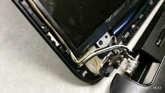 Как поменять крышку ноутбука Тонкости установки SSD на ноутбук и компьютер Компьютерные тонкости Дзен