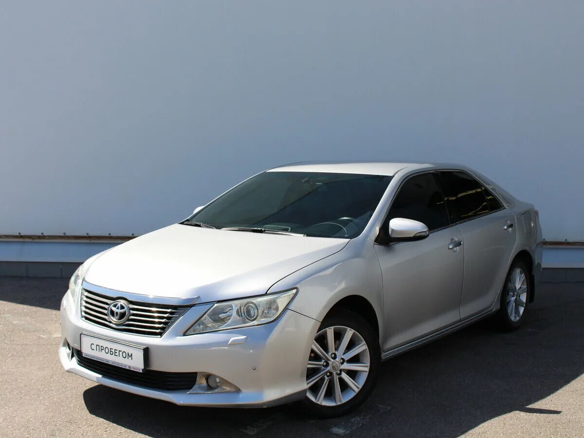 Камри 50 кузове авито. Toyota Camry 2013. Toyota Camry 50 2013. Toyota Camry 50 Silver. Тойота Камри 50 серебристая.