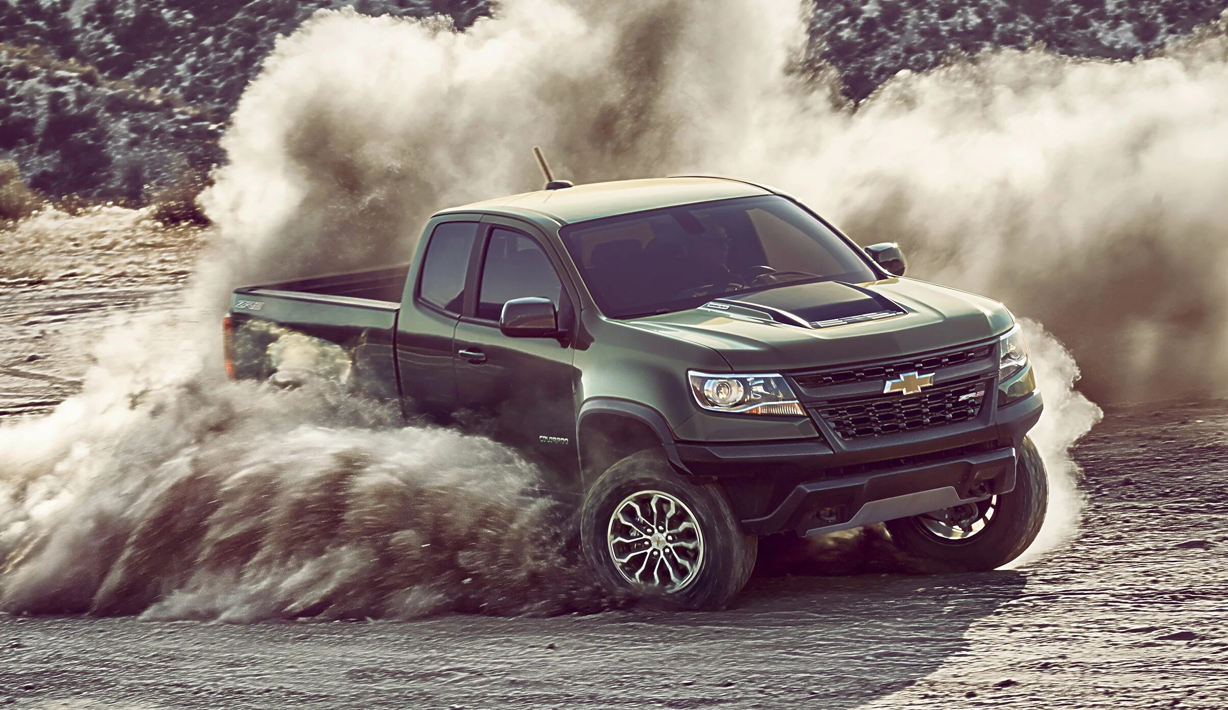 Грязный пикап. Шевроле zr2. Chevrolet Colorado zr2 2017 Pickup. Chevrolet Silverado zr2. Фото пикапов Шевроле Колорадо.