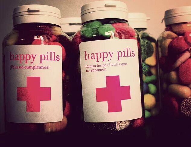 Happy pills таблетки. Таблетки счастья happy. Happy pills этикетка. Pills перевод на русский. Pills перевод на русский.