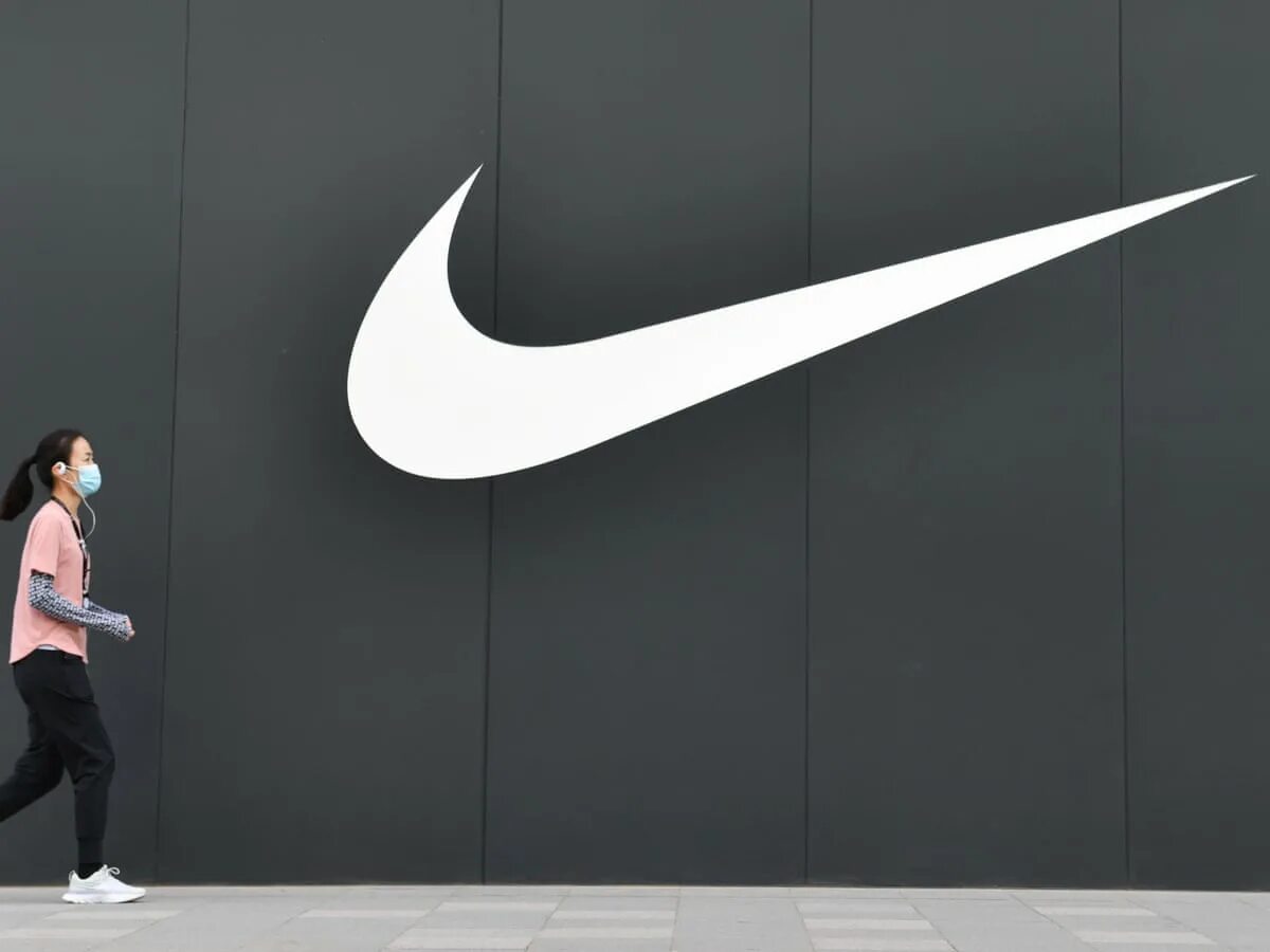 Nike Company. Nike brand. Офис Nike. Сотрудники найк. Найк вк